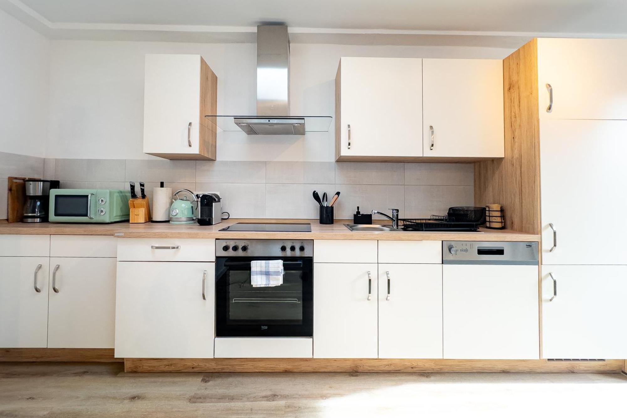 Ferienwohnung Fuer 6: Zentrum, Wifi, Tv, Kueche, Neu Бад-Нойенар-Арвайлер Экстерьер фото