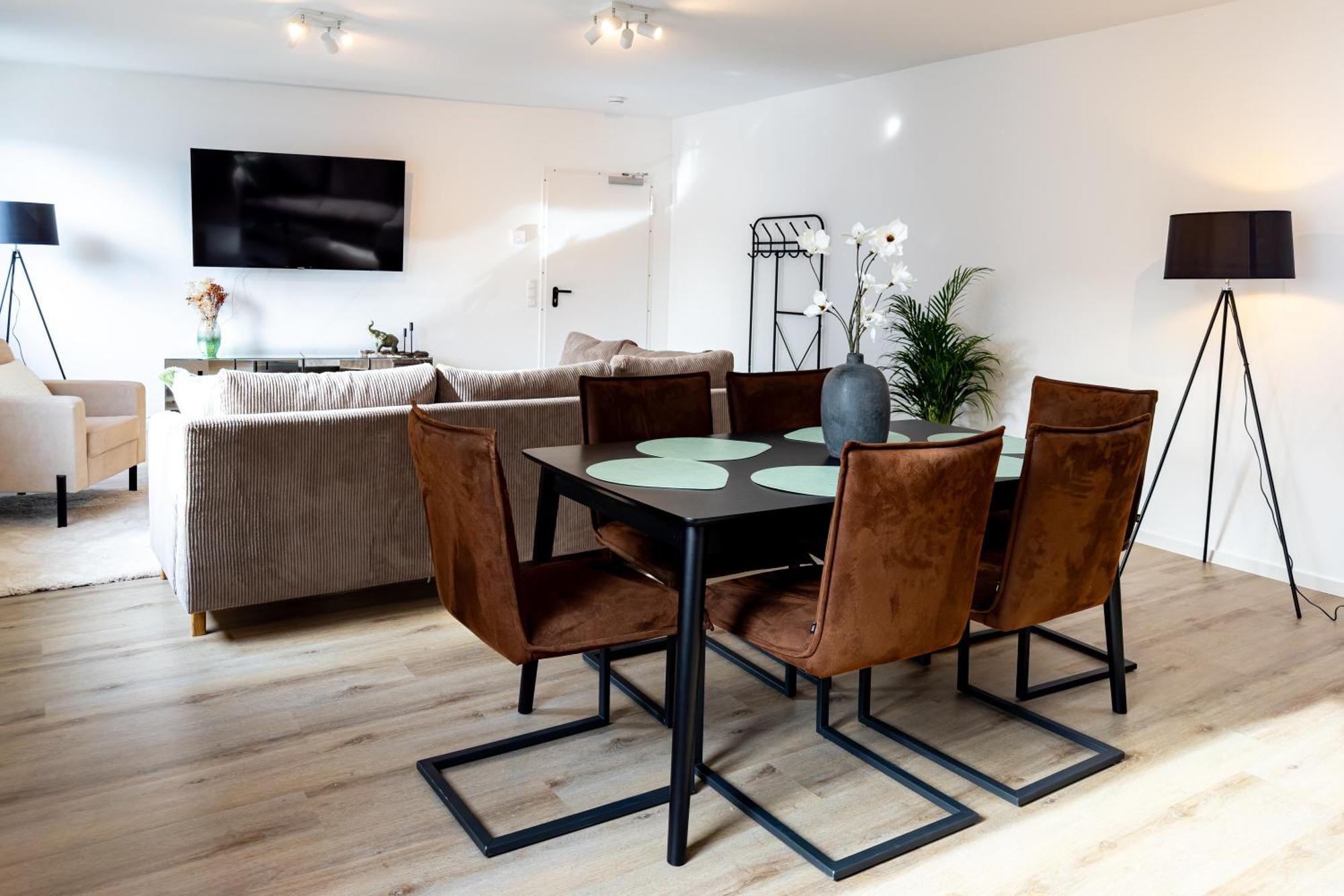 Ferienwohnung Fuer 6: Zentrum, Wifi, Tv, Kueche, Neu Бад-Нойенар-Арвайлер Экстерьер фото